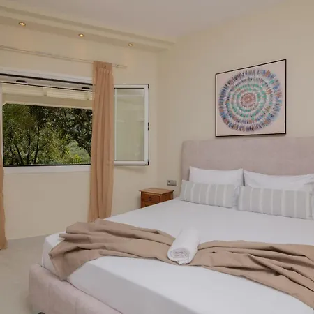 Hotel Magnificent - 5 Bedrooms - Anoipagasi - Spectacular Sea And Views - Hilltop Location