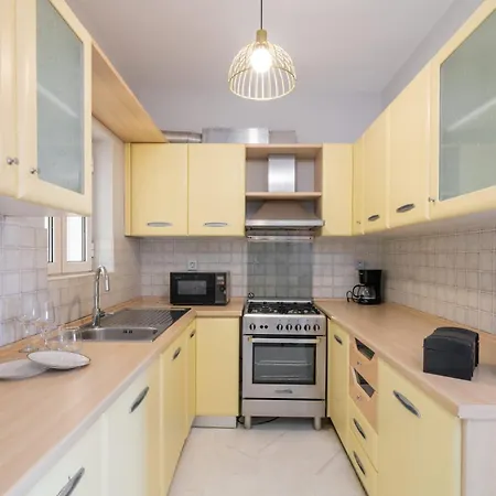 Magnificent - 5 Bedrooms - Anoipagasi - Spectacular Sea And Views - Hilltop Location Hotel 4*
