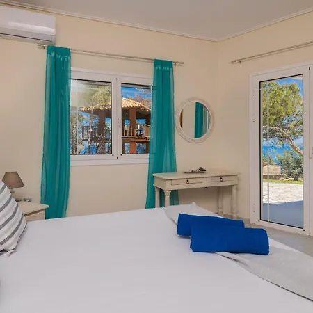 Magnificent - 5 Bedrooms - Anoipagasi - Spectacular Sea And Views - Hilltop Location Argassi