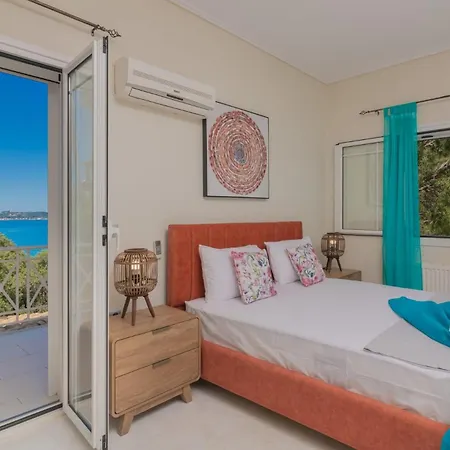 Magnificent - 5 Bedrooms - Anoipagasi - Spectacular Sea And Views - Hilltop Location Hotel 4*